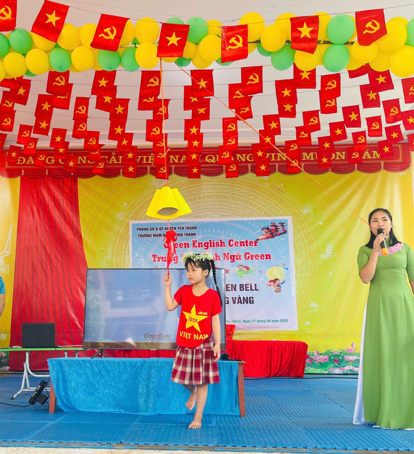 nhất 5 tuổi