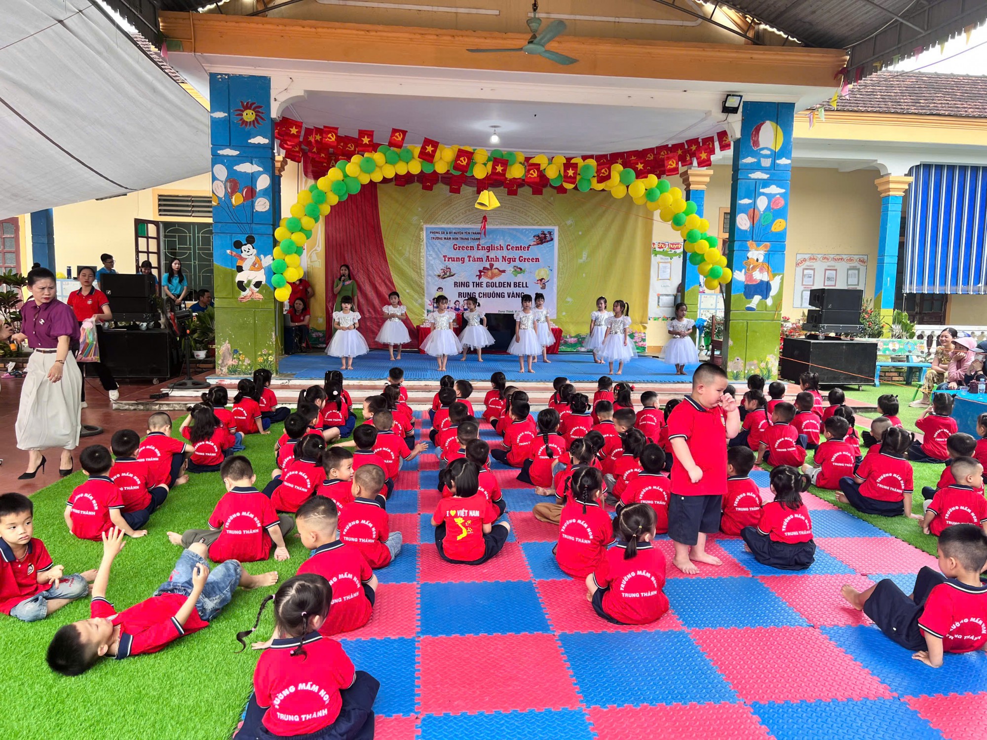 văn nghệ khai mạc